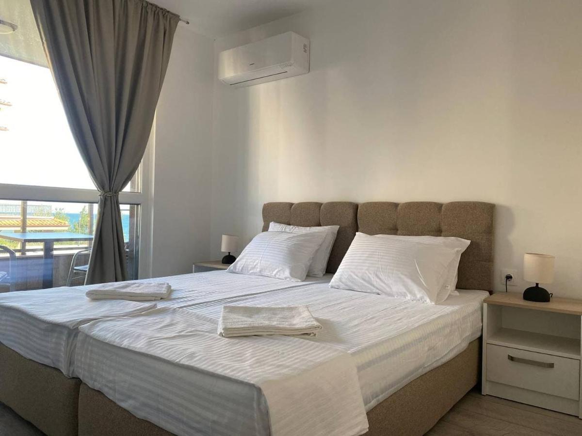 Апартаменти За Гости "Екатерина" Guest Apartments "Ekaterina" Burgas Extérieur photo