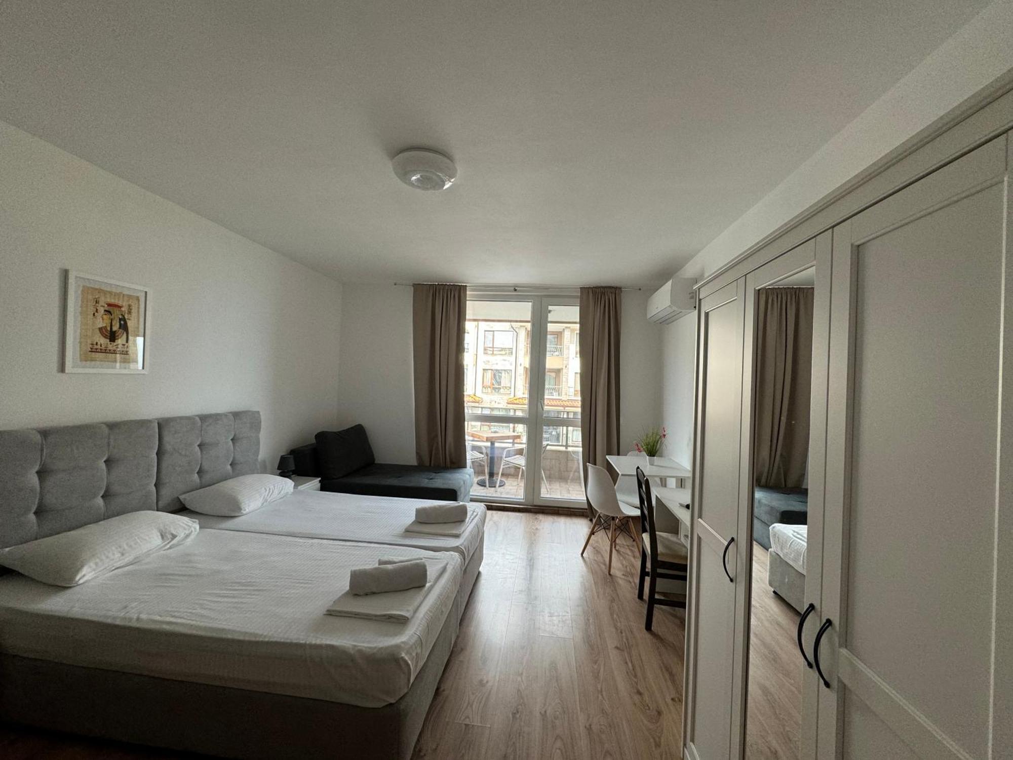 Апартаменти За Гости "Екатерина" Guest Apartments "Ekaterina" Burgas Extérieur photo